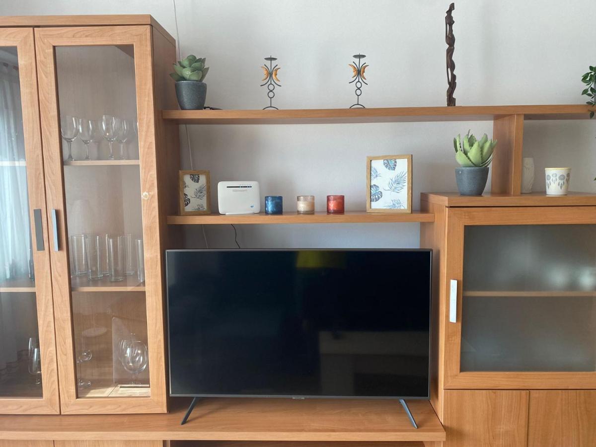 Pepona's House - Parking, WIFI, Netflix y HBO Apartamento O Grove Exterior foto